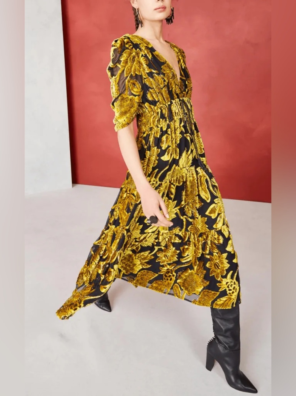 Ulla Johnson Loretta Dress Size Midi Velvet Navy Gold Size 0 Tiered Floral Dress